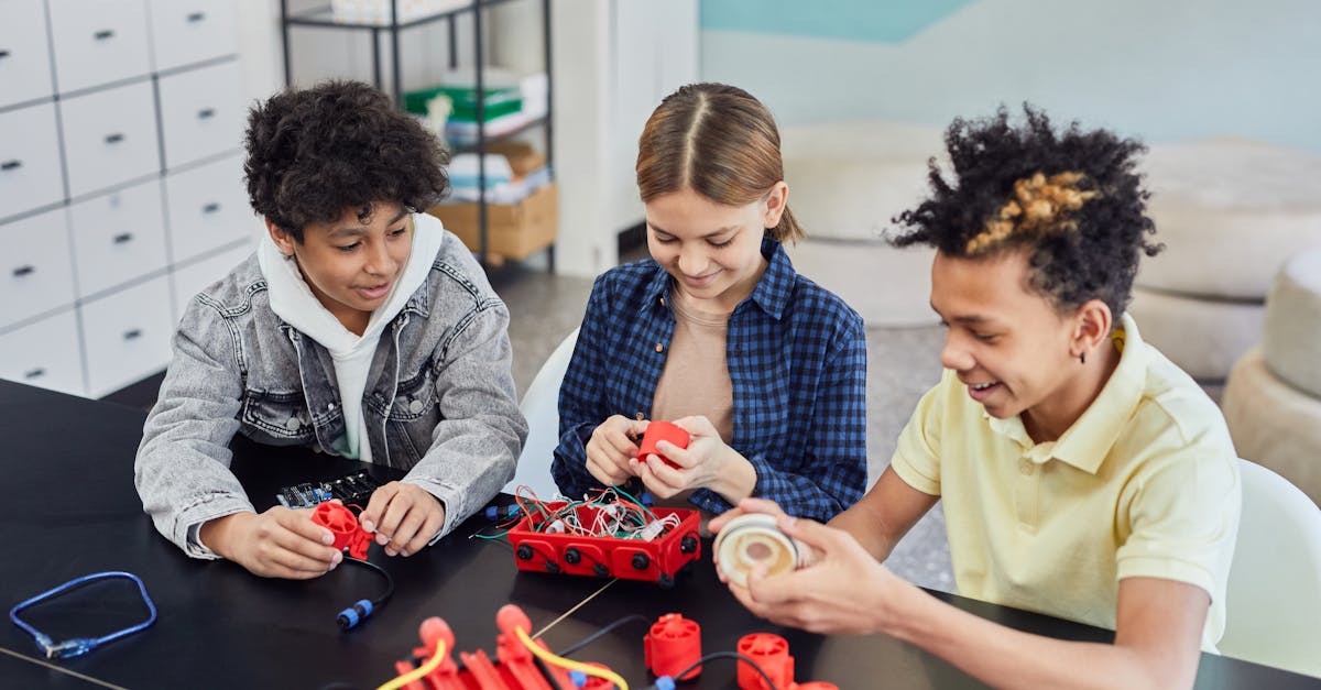 découvrez comment les étudiants innovants transforment l'éducation et la société grâce à leurs idées créatives et projets inspirants. explorez les nouvelles tendances et technologies qui redéfinissent l'apprentissage et l'innovation.