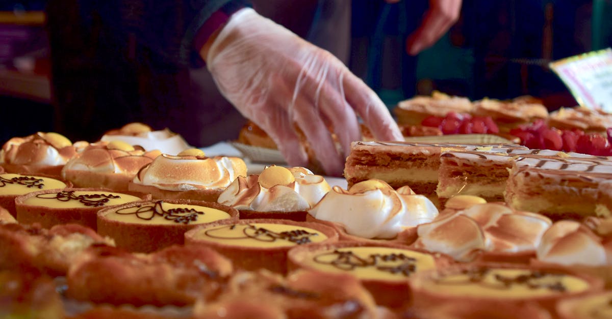 découvrez l'univers délicieux de la pâtisserie avec nos recettes, astuces et conseils pour créer des desserts savoureux et élégants qui raviront vos convives.